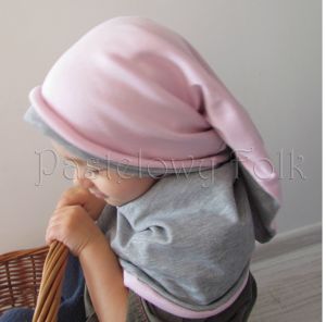 dziecko-komin dla dziewczynki 07-retro pastelowy szary różowy dzianinowy wiosenny jesienny zimowy chustka narzutka czapka opaska komplet-06
